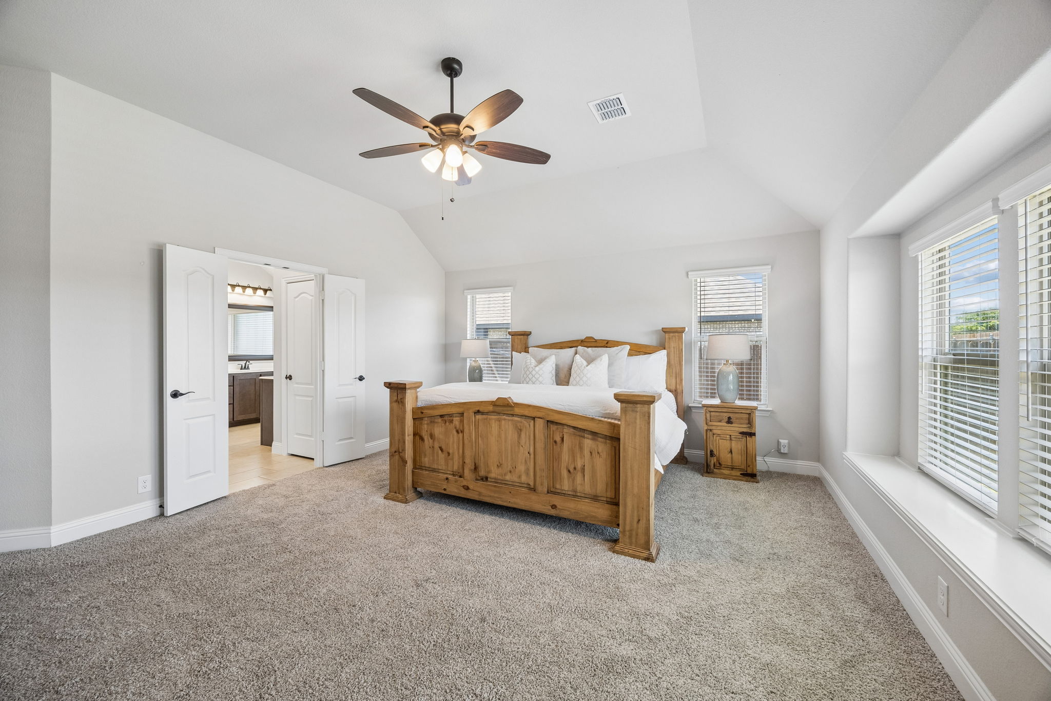  1005 Longbow Lane, Crowley, TX, 76036 - 物件實景