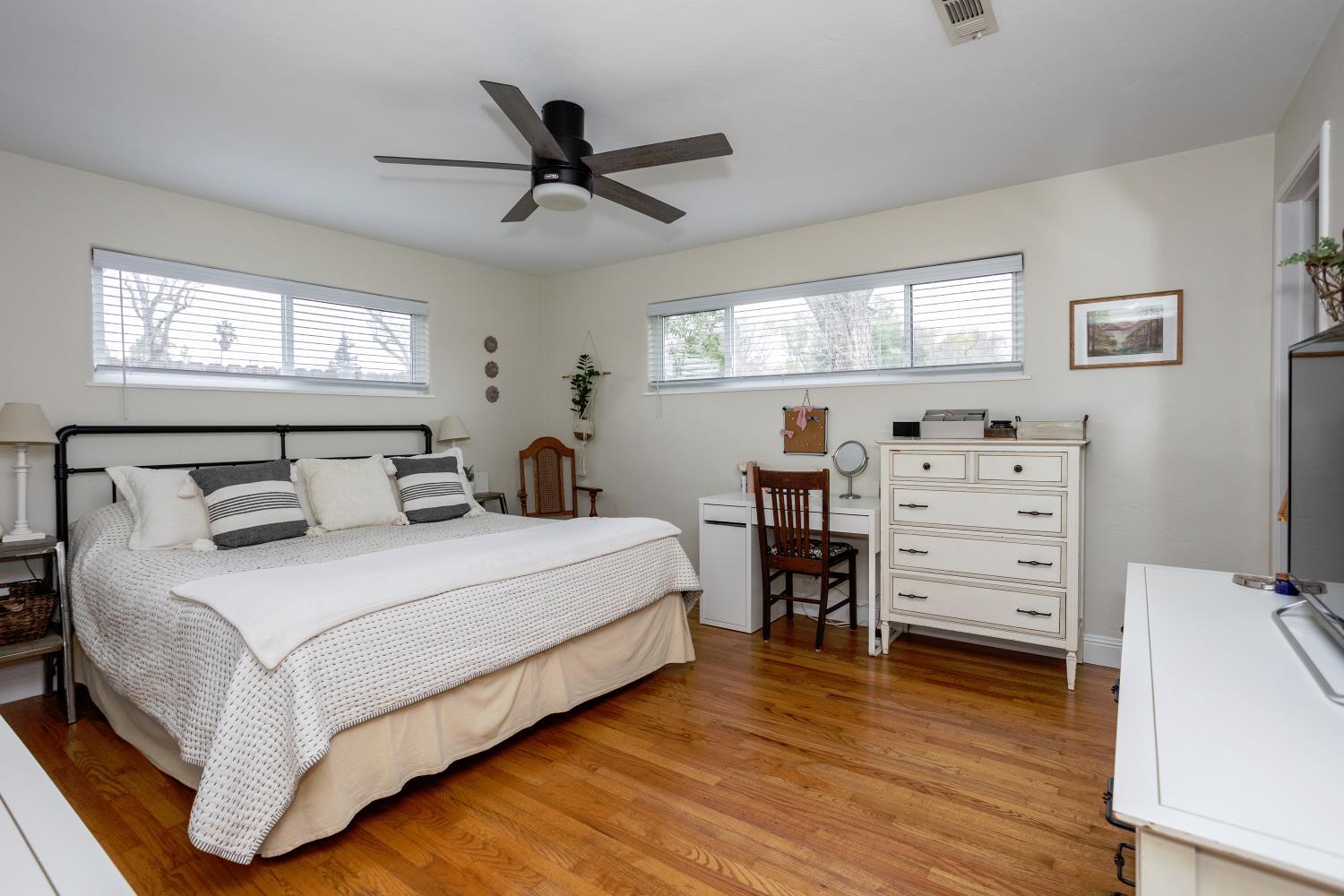 Modesto, California, 95350, United States, 4 Bedrooms Bedrooms, ,3 BathroomsBathrooms,Residential,For Sale,2012563