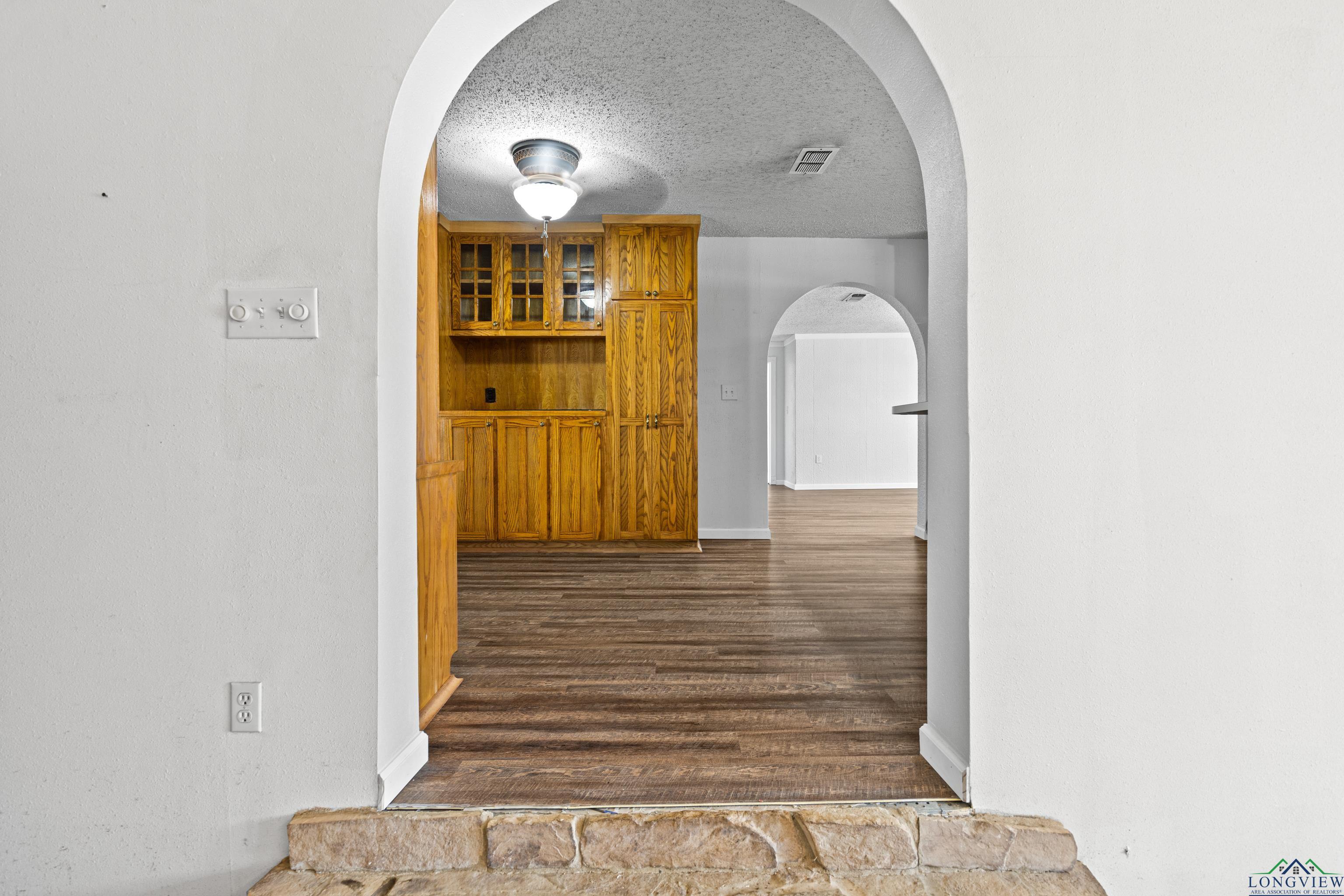 Tatum, Texas, 75691, United States, 3 Bedrooms Bedrooms, ,2 BathroomsBathrooms,Residential,For Sale,1933194