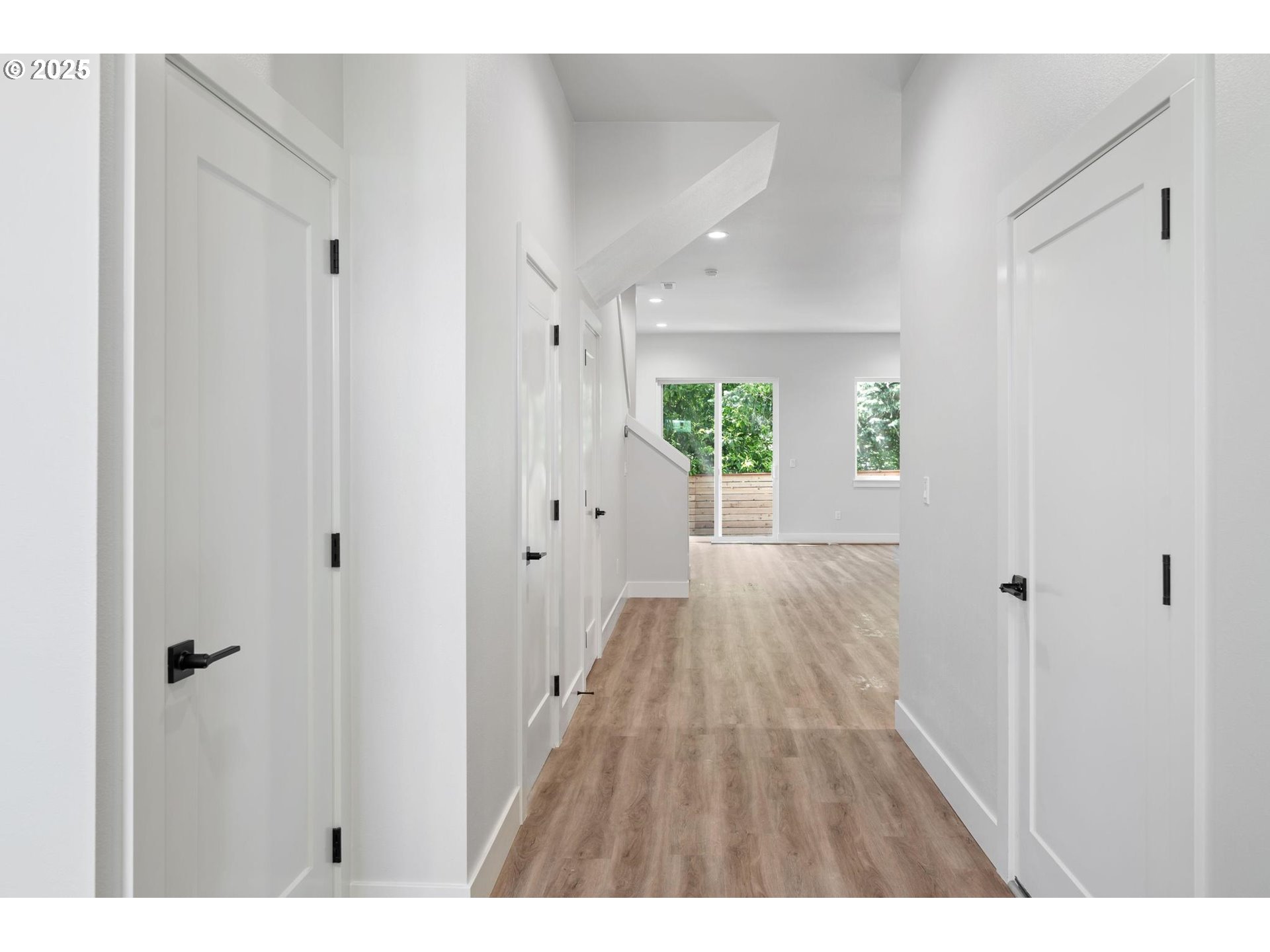 Tigard, Oregon, 97224, United States, 3 Bedrooms Bedrooms, ,2 BathroomsBathrooms,Residential,For Sale,1837175