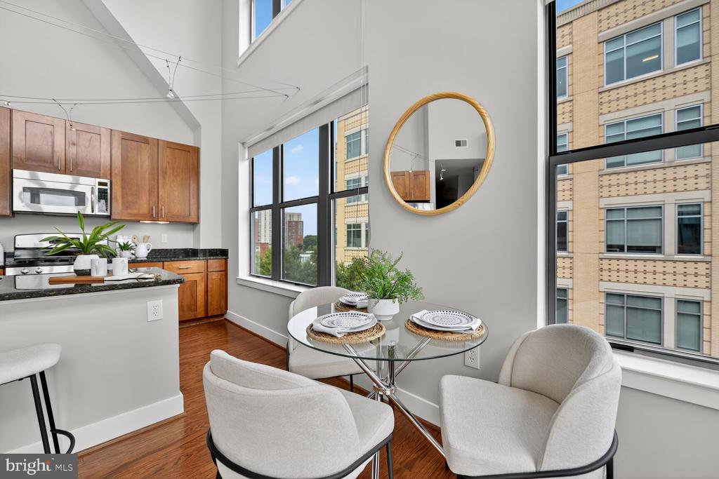 Arlington, Virginia, 22201, United States, 2 Bedrooms Bedrooms, ,2 BathroomsBathrooms,Residential,For Sale,1927773
