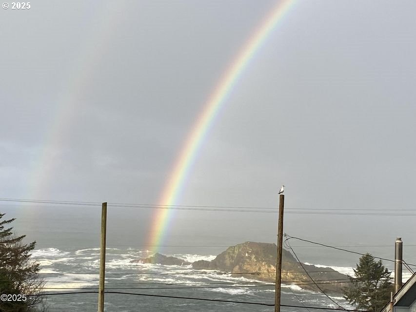 Depoe Bay, Oregon, 97341, United States, 3 Bedrooms Bedrooms, ,4 BathroomsBathrooms,Residential,For Sale,1939228