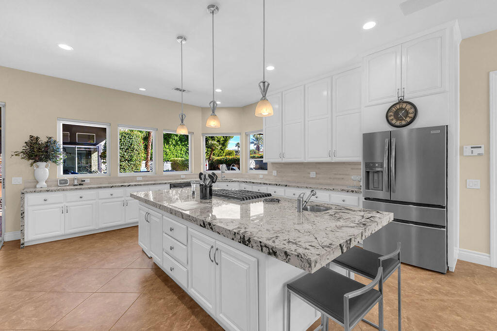 La Quinta, California, 92253, United States, 4 Bedrooms Bedrooms, ,2 BathroomsBathrooms,Residential,For Sale,1987635