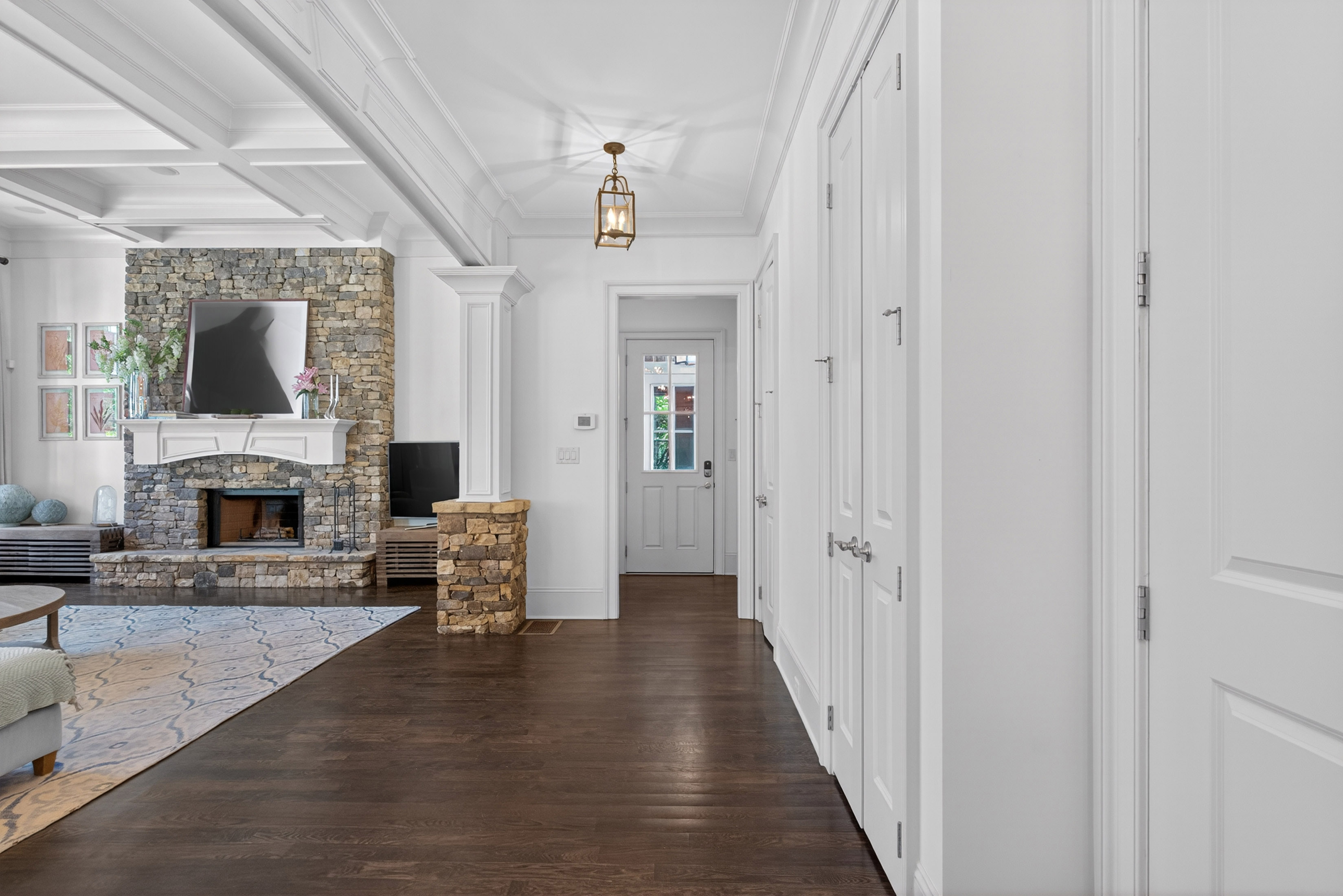  Experience Luxury in One of Georgia’s Most Prestigious Gated Golf Communities - 物件實景