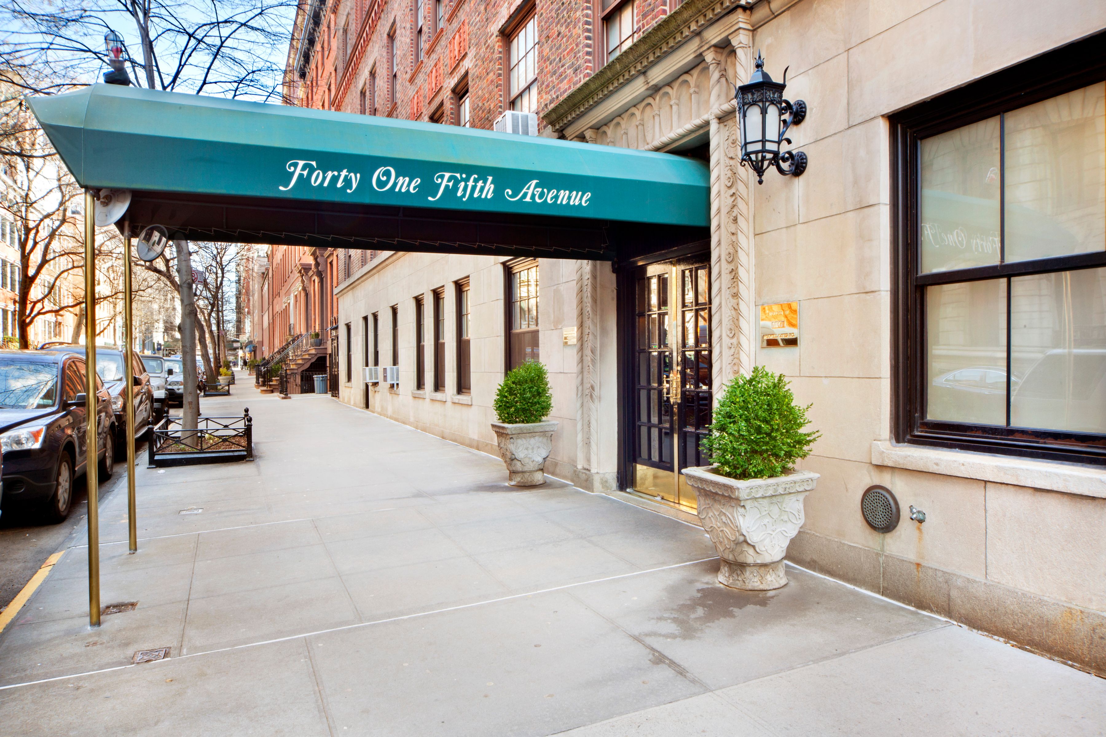  41 Fifth Avenue - 物件實景