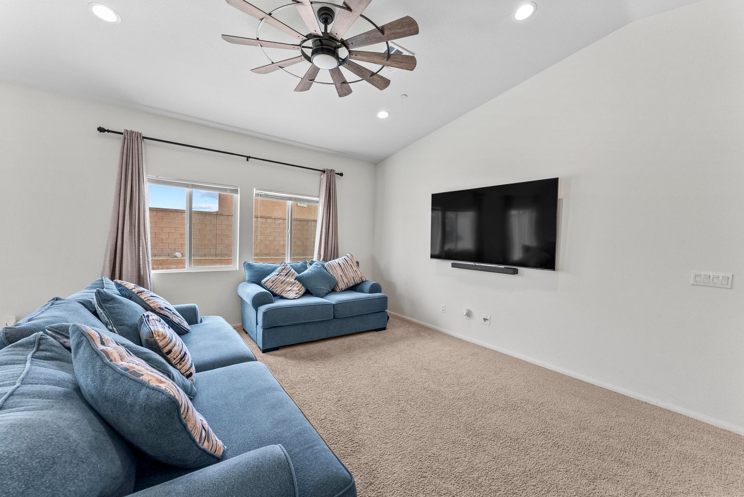 Indio, California, 92203, United States, 4 Bedrooms Bedrooms, ,3 BathroomsBathrooms,Residential,For Sale,1990401