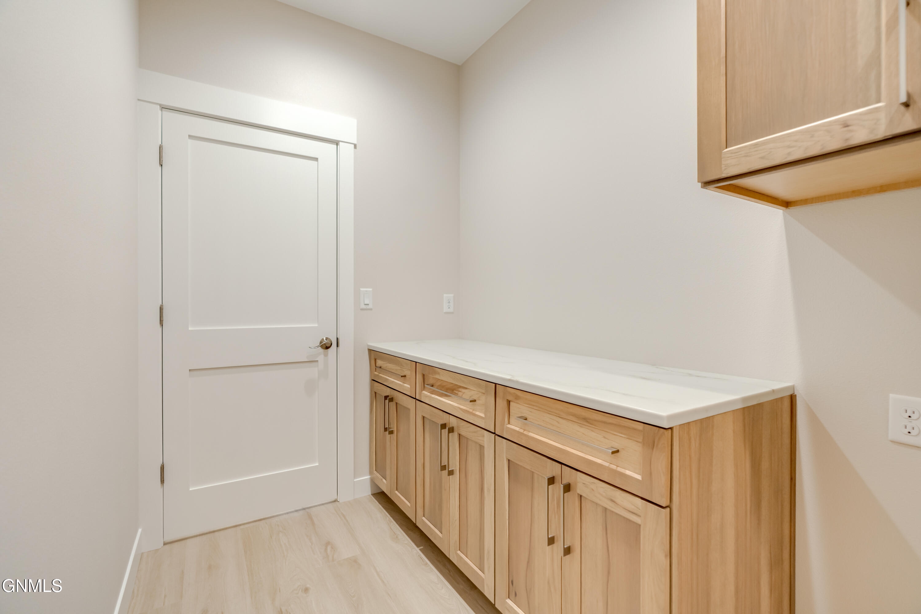 Bismarck, North Dakota, 58504, United States, 3 Bedrooms Bedrooms, ,3 BathroomsBathrooms,Residential,For Sale,2032789