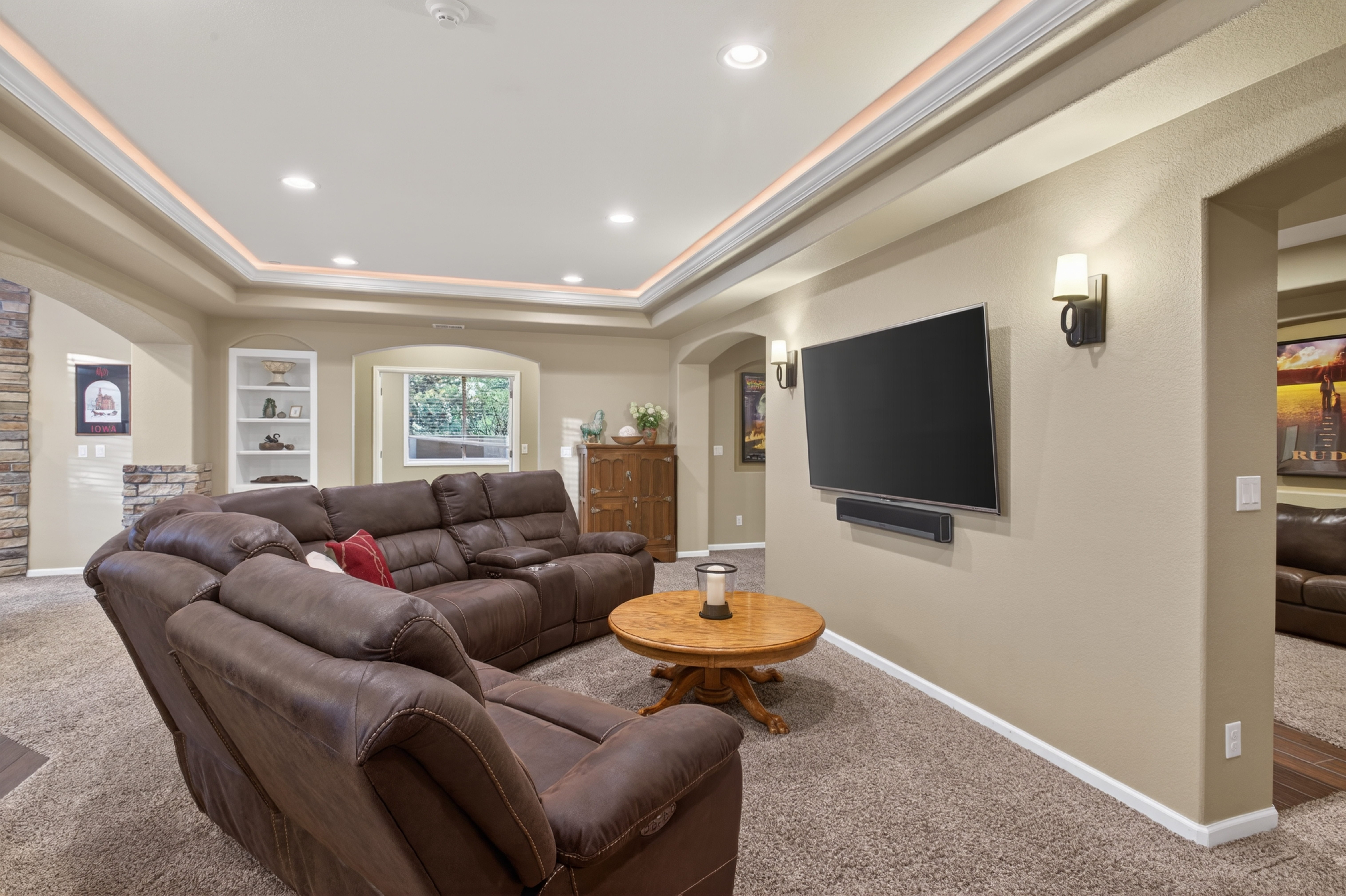  Cul-de-Sac Gem in Gated CPV: Gourmet Kitchen & Main-Level Primary Suite - 物件實景
