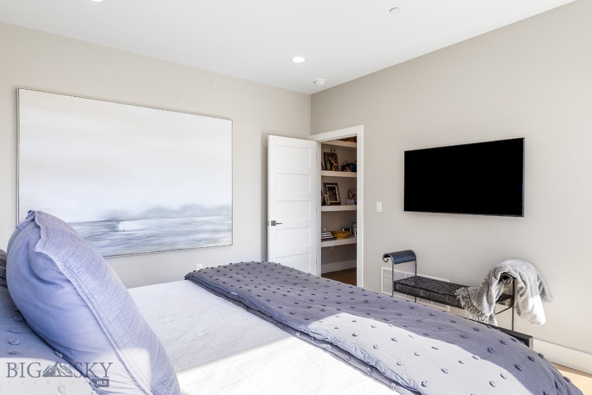 Bozeman, Montana, 59715, United States, 5 Bedrooms Bedrooms, ,5 BathroomsBathrooms,Residential,For Sale,1837717