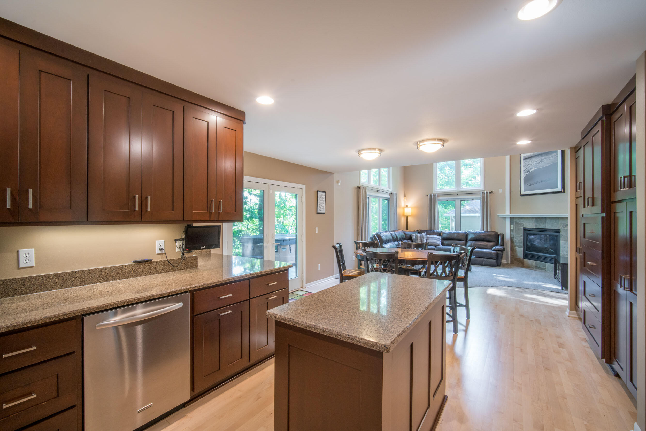 West Bend, Wisconsin, 53095, United States, 4 Bedrooms Bedrooms, ,3 BathroomsBathrooms,Residential,For Sale,1901192