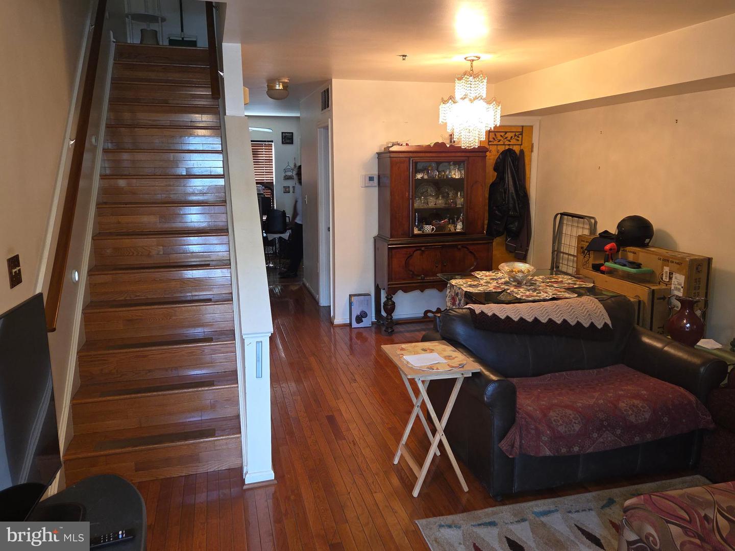 Washington, District of Columbia, 20001, United States, 3 Bedrooms Bedrooms, ,3 BathroomsBathrooms,Residential,For Sale,1991796