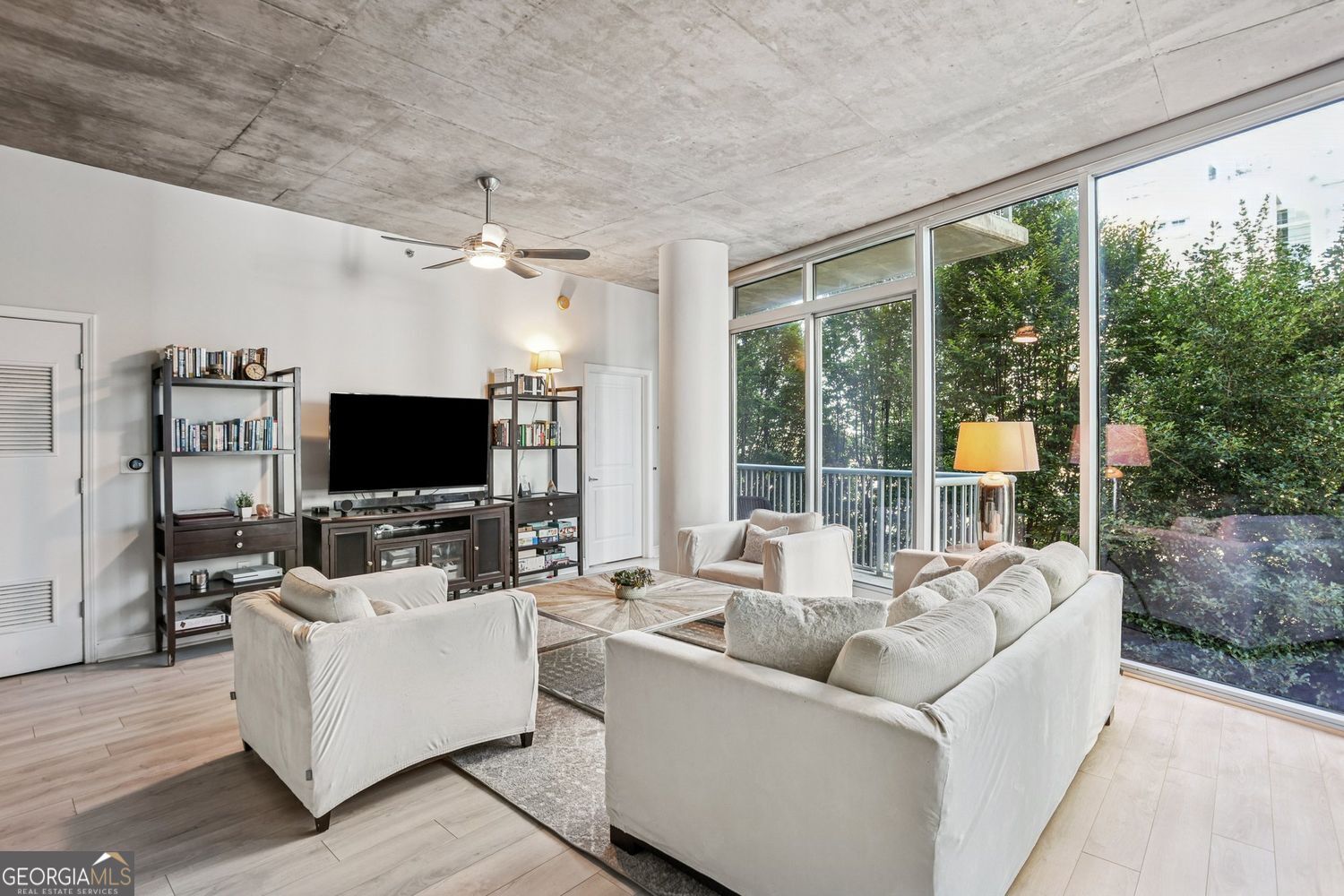 Atlanta, Georgia, 30309, United States, 2 Bedrooms Bedrooms, ,2 BathroomsBathrooms,Residential,For Sale,1964227