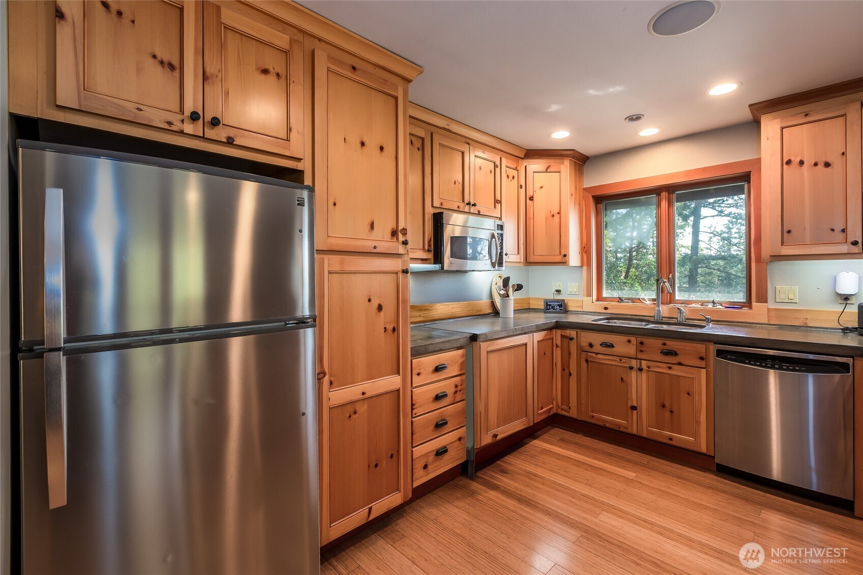 Friday Harbor, Washington, 98250, United States, 2 Bedrooms Bedrooms, ,1 BathroomBathrooms,Residential,For Sale,1856975