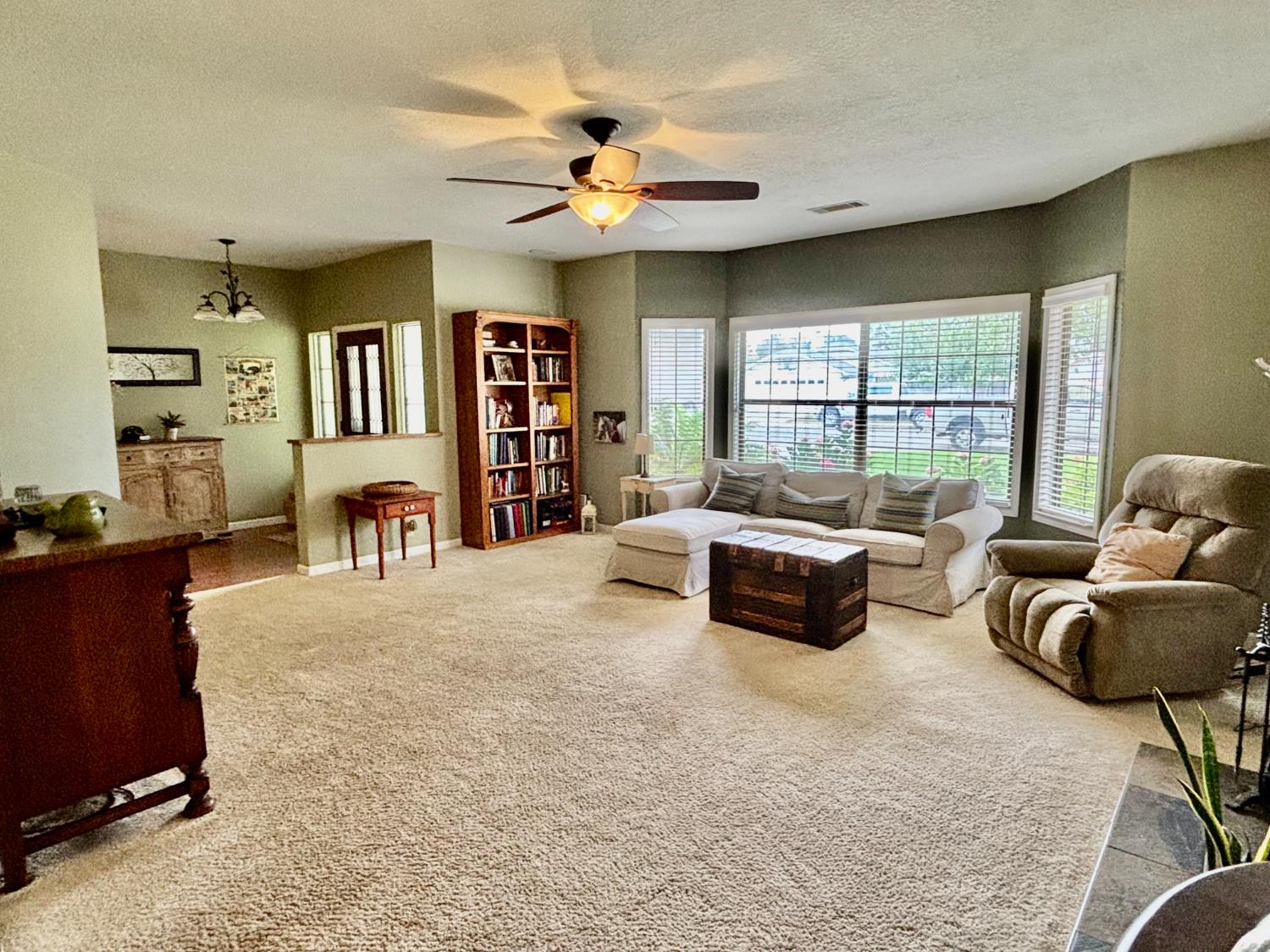 Lockeford, California, 95237-9662, United States, 3 Bedrooms Bedrooms, ,2 BathroomsBathrooms,Residential,For Sale,1891581