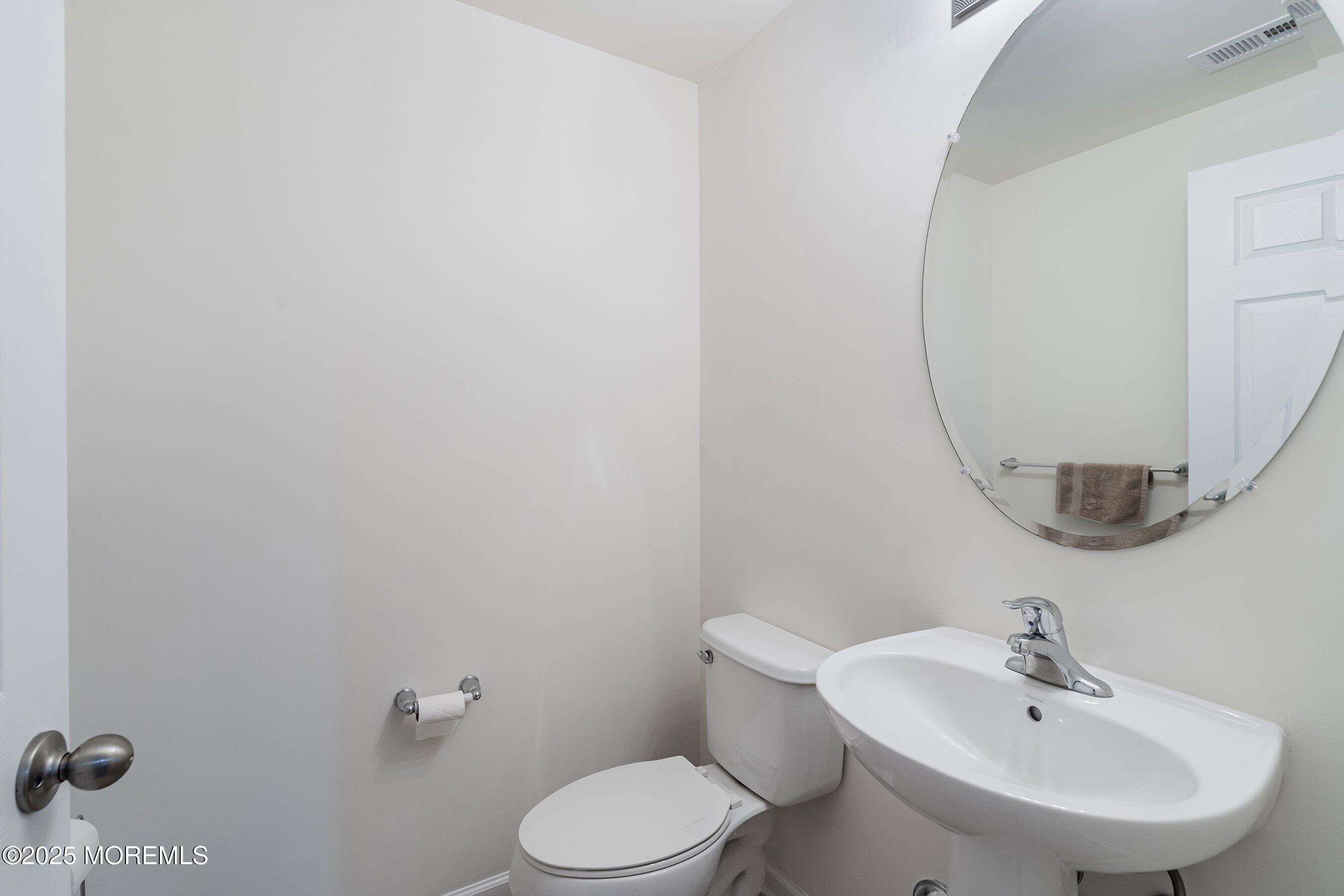 Bayville, New Jersey, 08721, United States, 4 Bedrooms Bedrooms, ,4 BathroomsBathrooms,Residential,For Sale,1938391