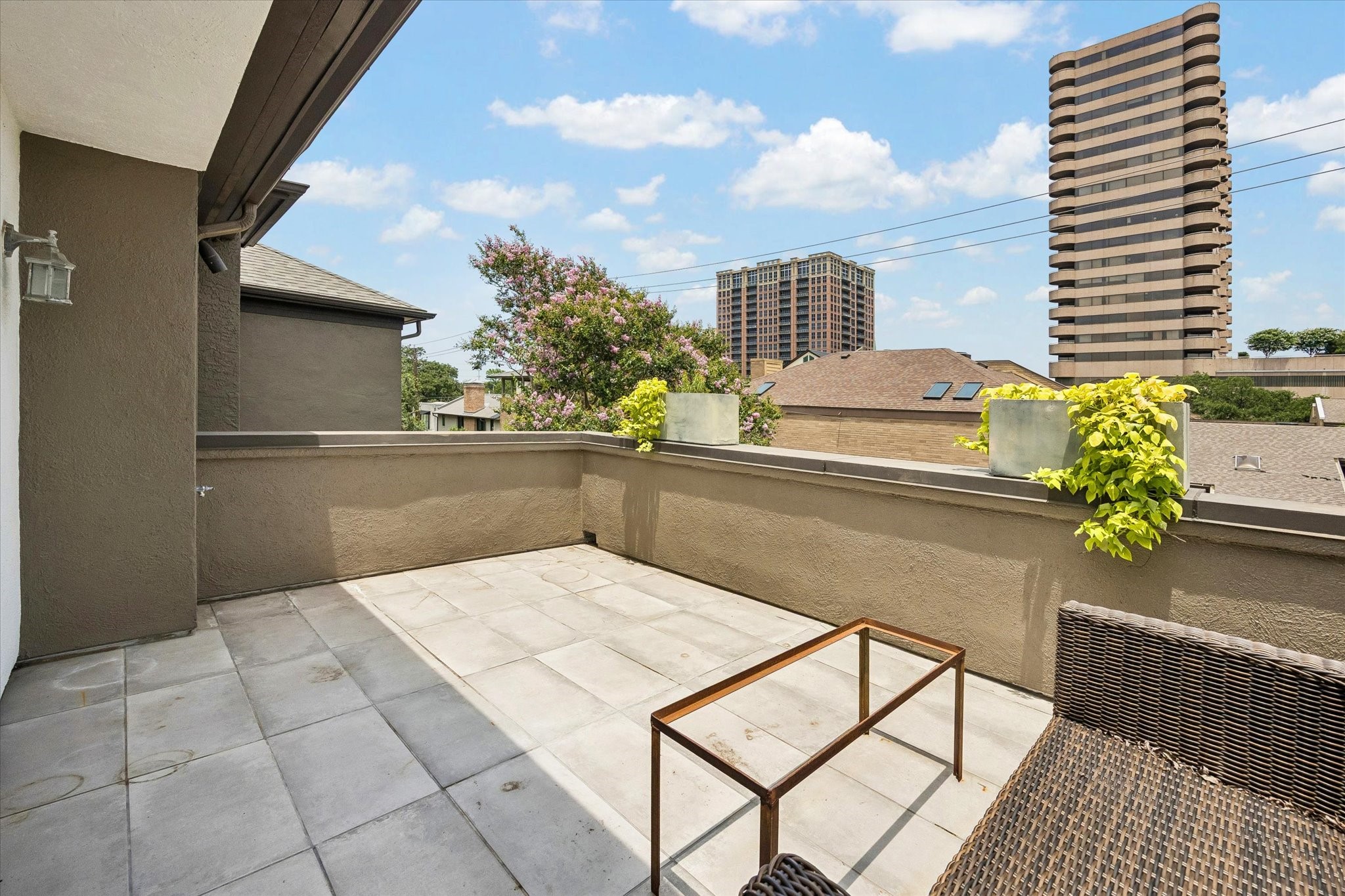  5002 Yoakum Boulevard - 物件實景