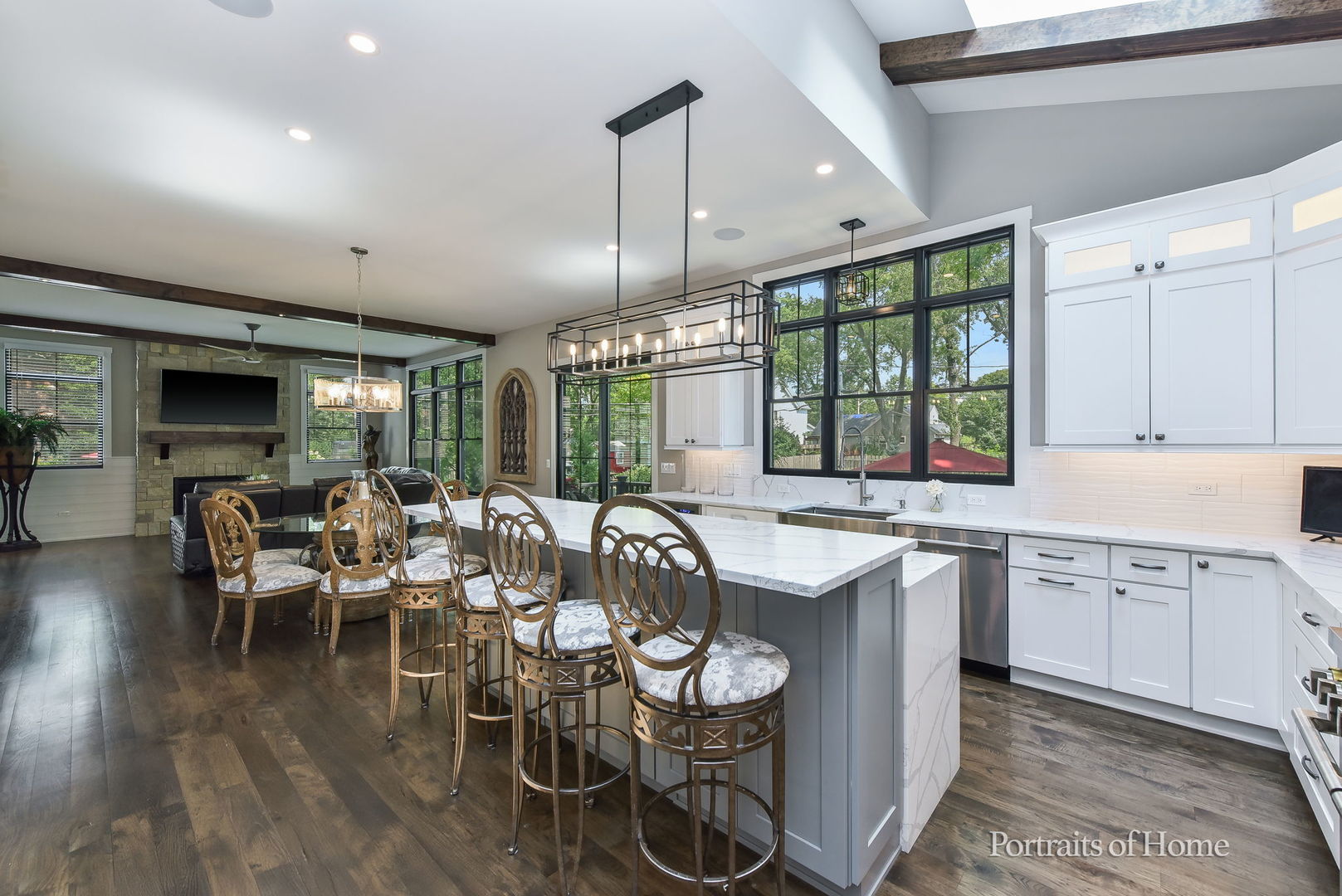 Naperville, Illinois, 60563, United States, 4 Bedrooms Bedrooms, ,4 BathroomsBathrooms,Residential,For Sale,1992094