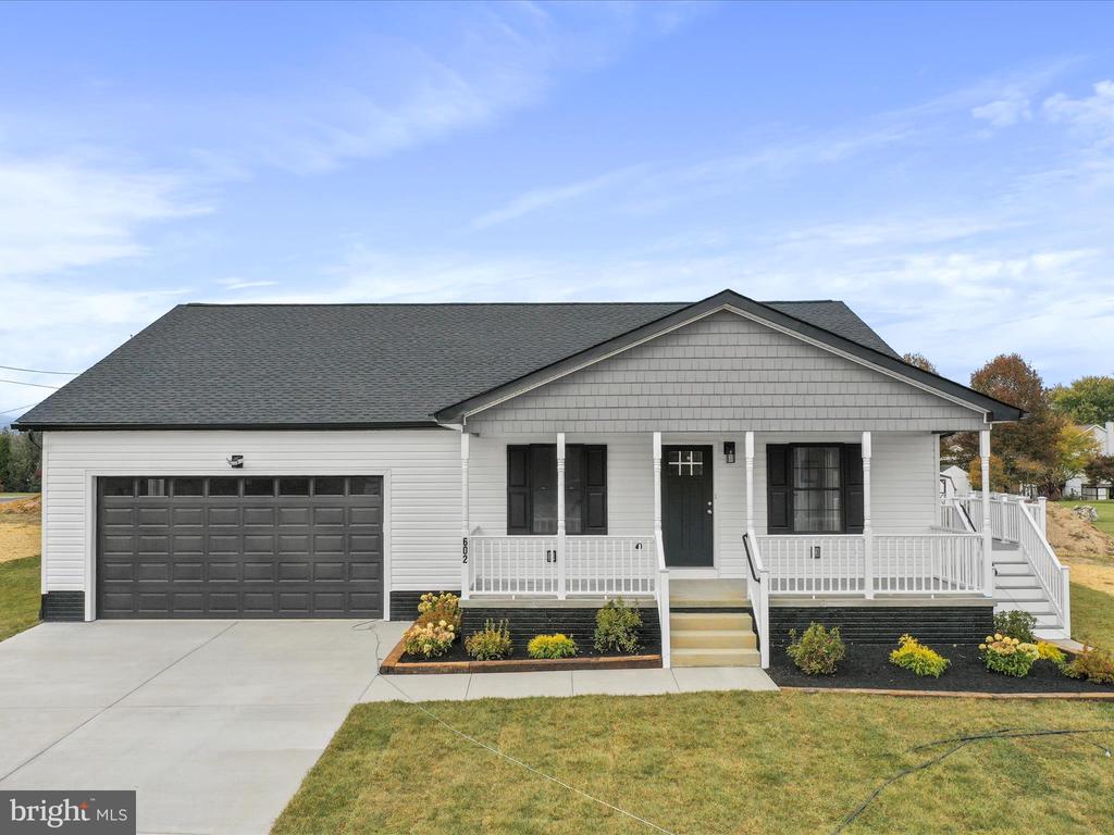 Woodstock, Virginia, 22664, United States, 5 Bedrooms Bedrooms, ,3 BathroomsBathrooms,Residential,For Sale,1982458