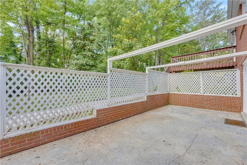 Dunwoody, Georgia, 30338, United States, 4 Bedrooms Bedrooms, ,3 BathroomsBathrooms,Residential,For Sale,1931149