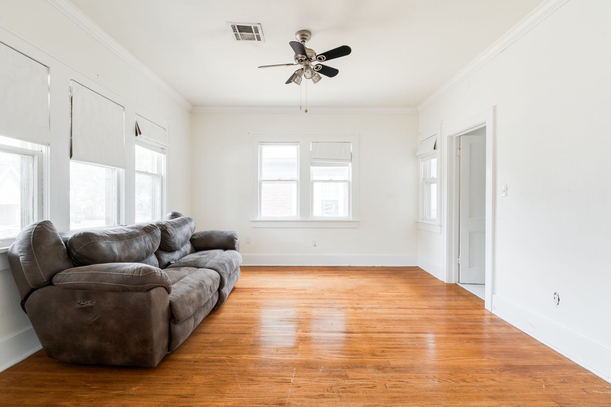  702 West Hill Street, Oklahoma City, OK 73118 - 物件實景