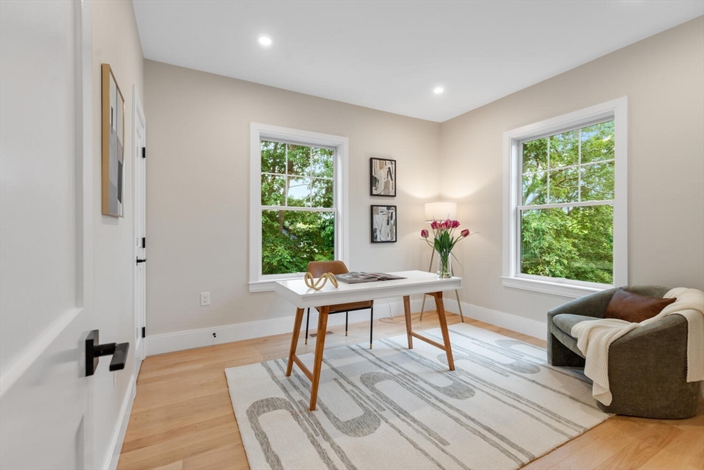Winchester, Massachusetts, 01890, United States, 6 Bedrooms Bedrooms, ,5 BathroomsBathrooms,Residential,For Sale,1940960