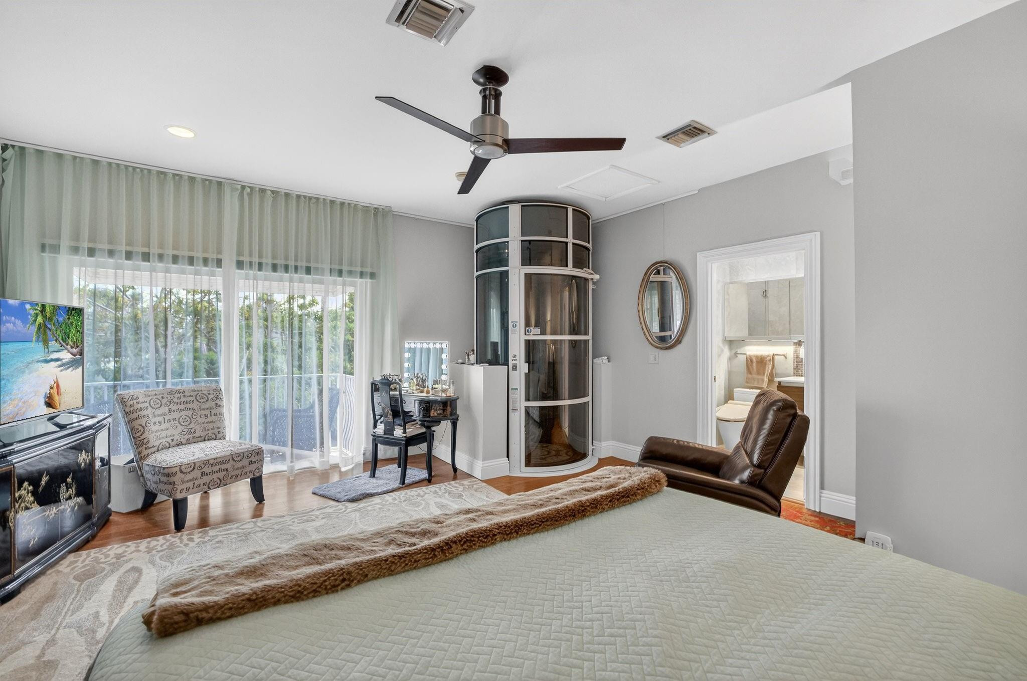 Fort Lauderdale, Florida, 33308, United States, 4 Bedrooms Bedrooms, ,4 BathroomsBathrooms,Residential,For Sale,2019357