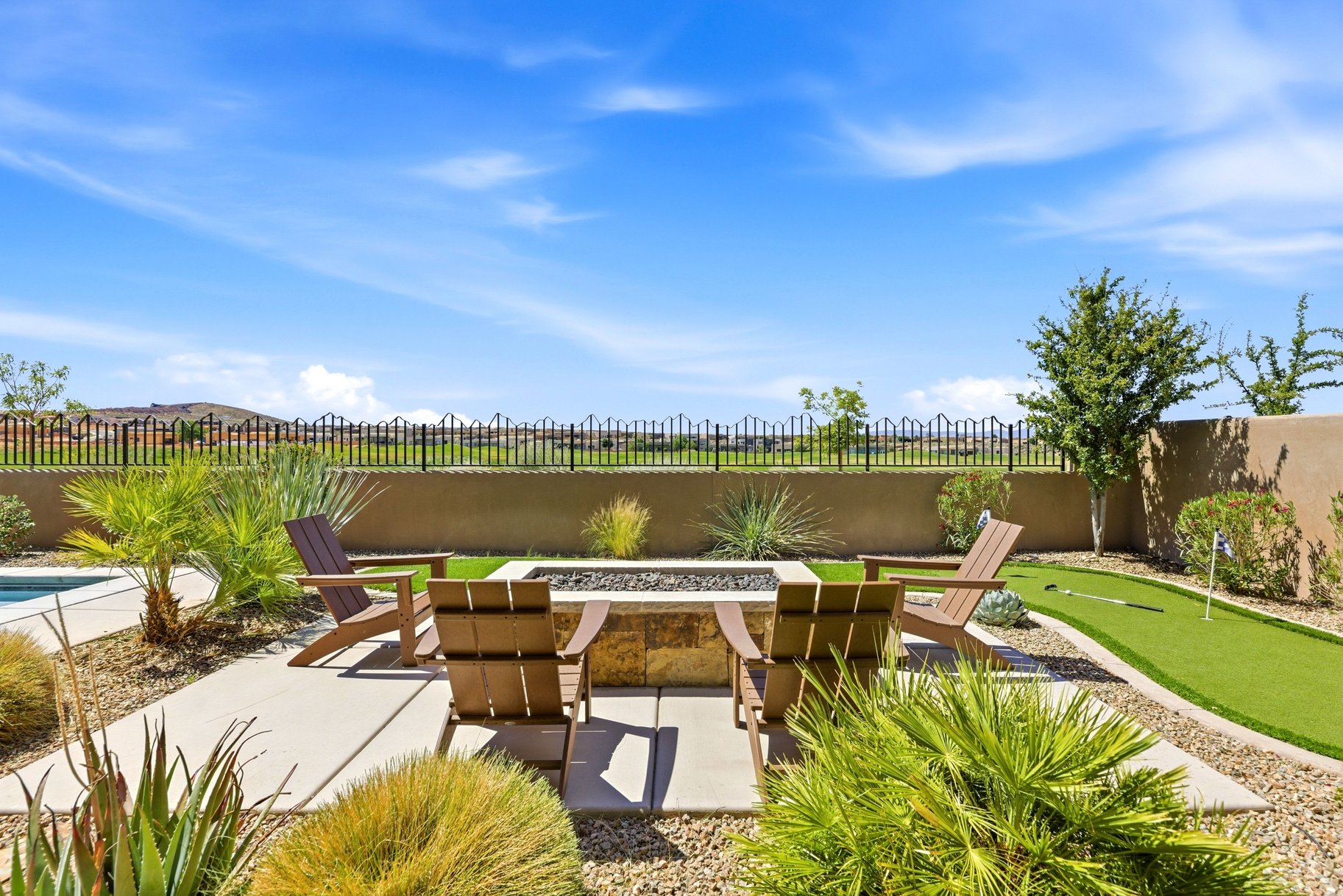  Desert Fairway Retreat with Short Term Investment Opportunity - 物件實景