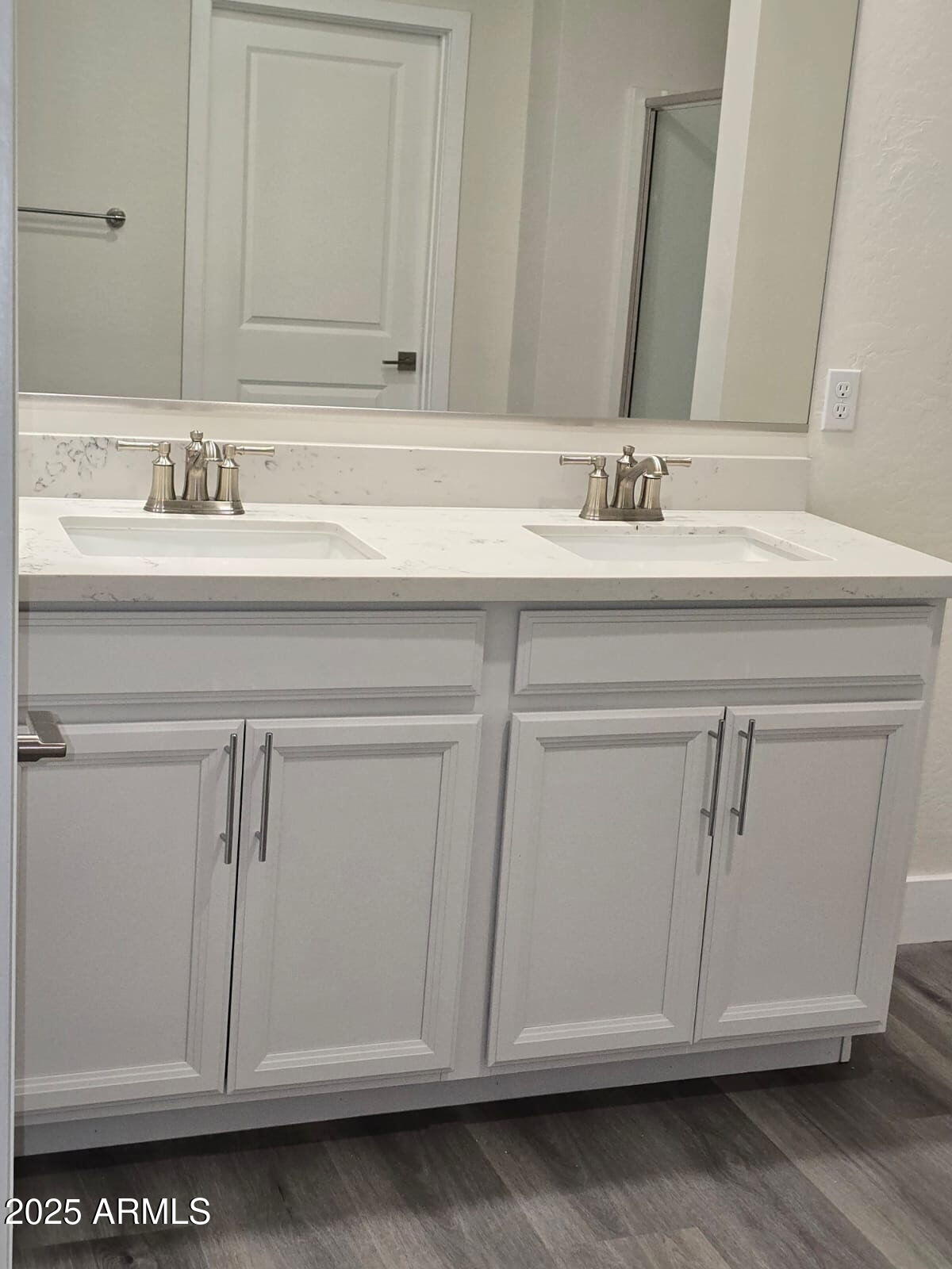 Glendale, Arizona, 85307, United States, 4 Bedrooms Bedrooms, ,3 BathroomsBathrooms,Residential,For Sale,2003345