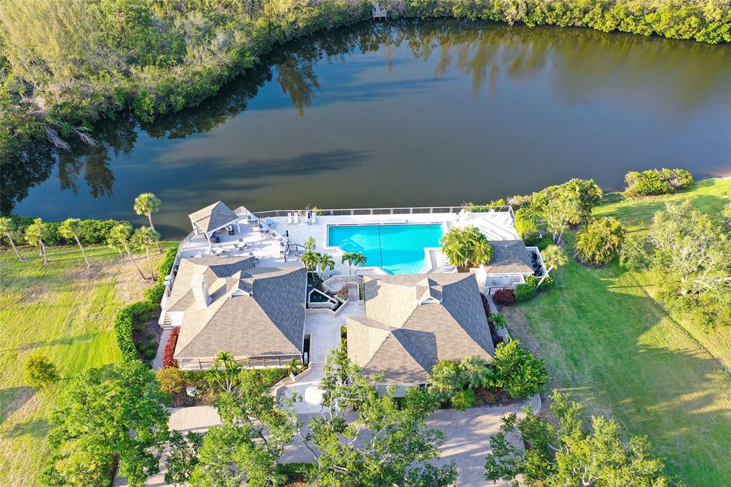 Bradenton, Florida, 34210, United States, 2 Bedrooms Bedrooms, ,3 BathroomsBathrooms,Residential,For Sale,1793424