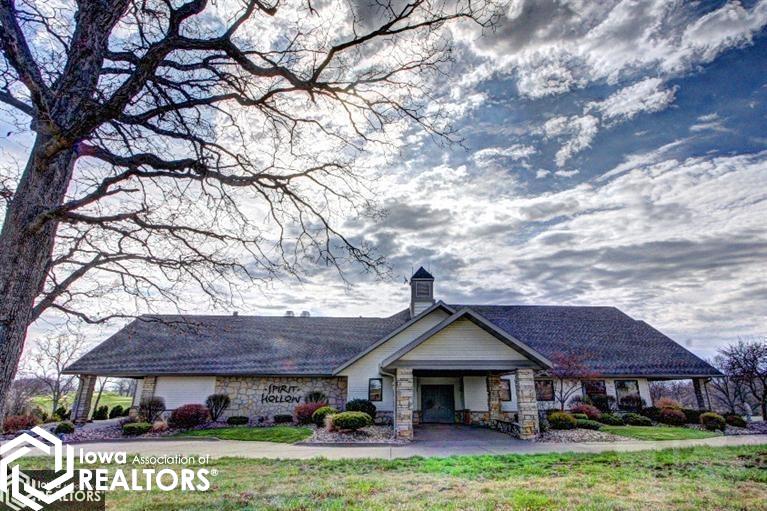 Burlington, Iowa, 52601, United States, 3 Bedrooms Bedrooms, ,3 BathroomsBathrooms,Residential,For Sale,2048718