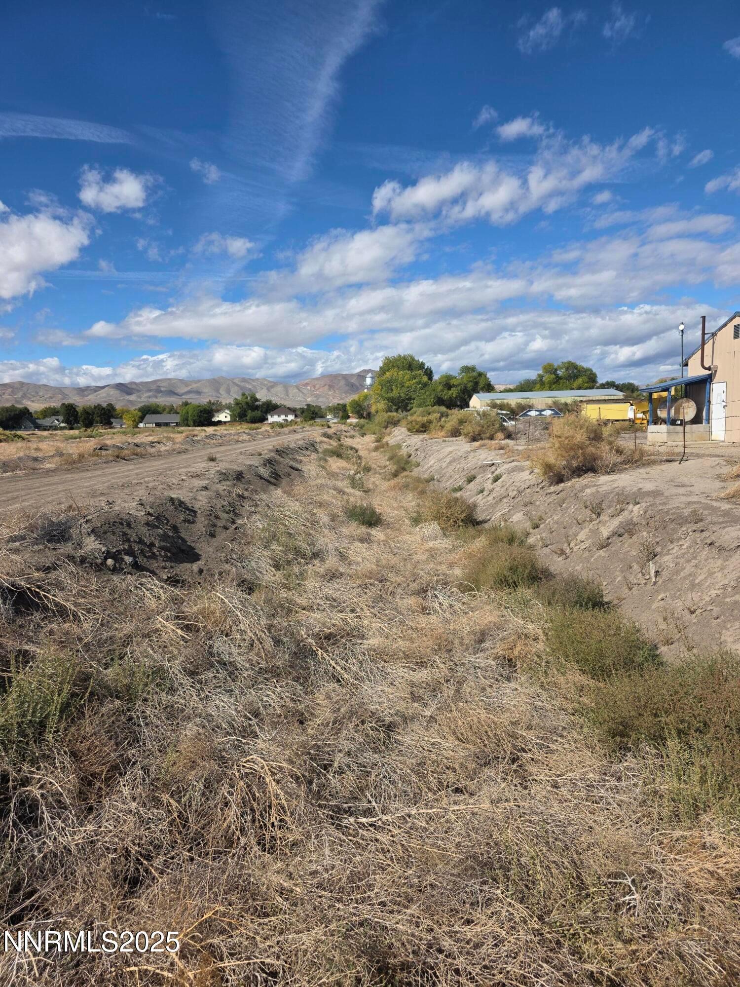 Yerington, Nevada, 89447, United States, ,Residential,For Sale,1987717