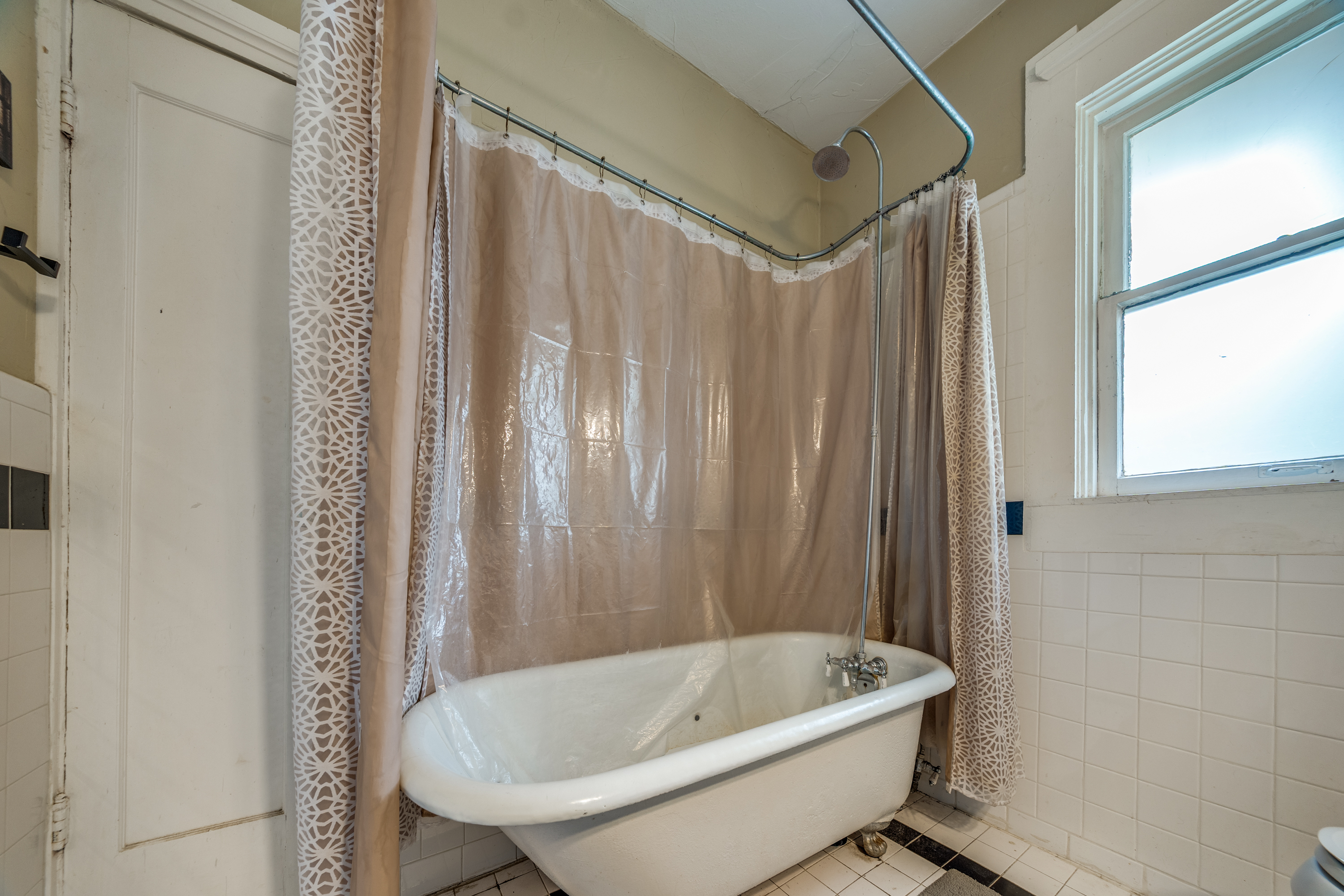  Value Opportunity in Winnetka Heights - 物件實景