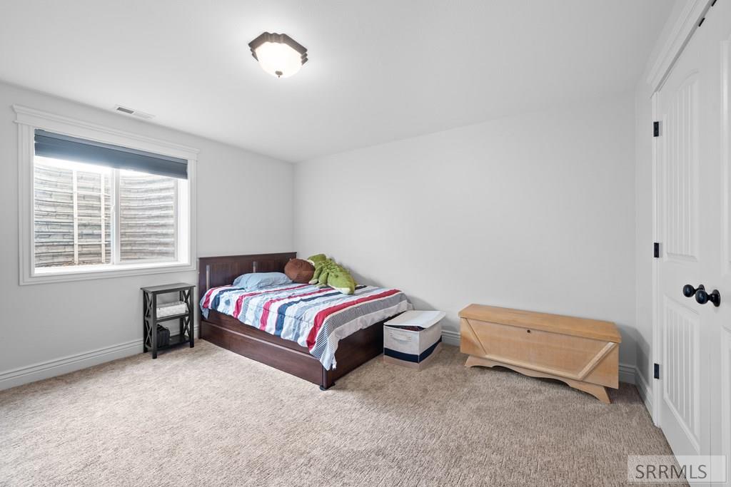 AMMON, Idaho, 83406, United States, 6 Bedrooms Bedrooms, ,3 BathroomsBathrooms,Residential,For Sale,2014866