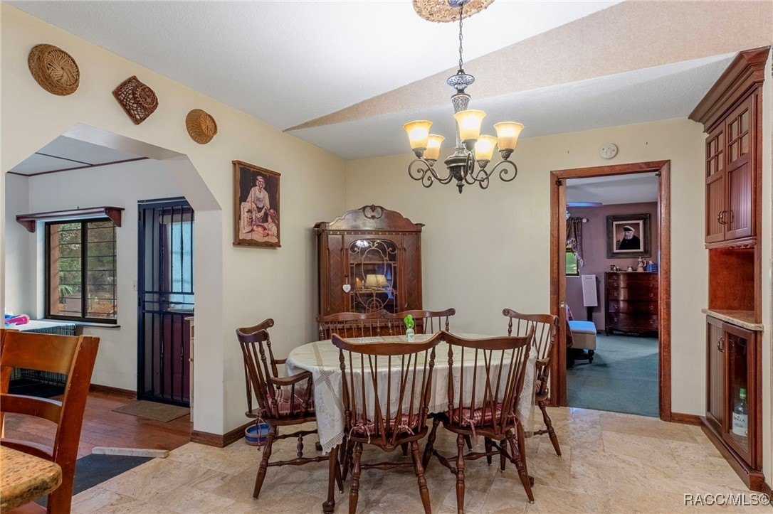 Crystal River, Florida, 34428, United States, 3 Bedrooms Bedrooms, ,2 BathroomsBathrooms,Residential,For Sale,2006221