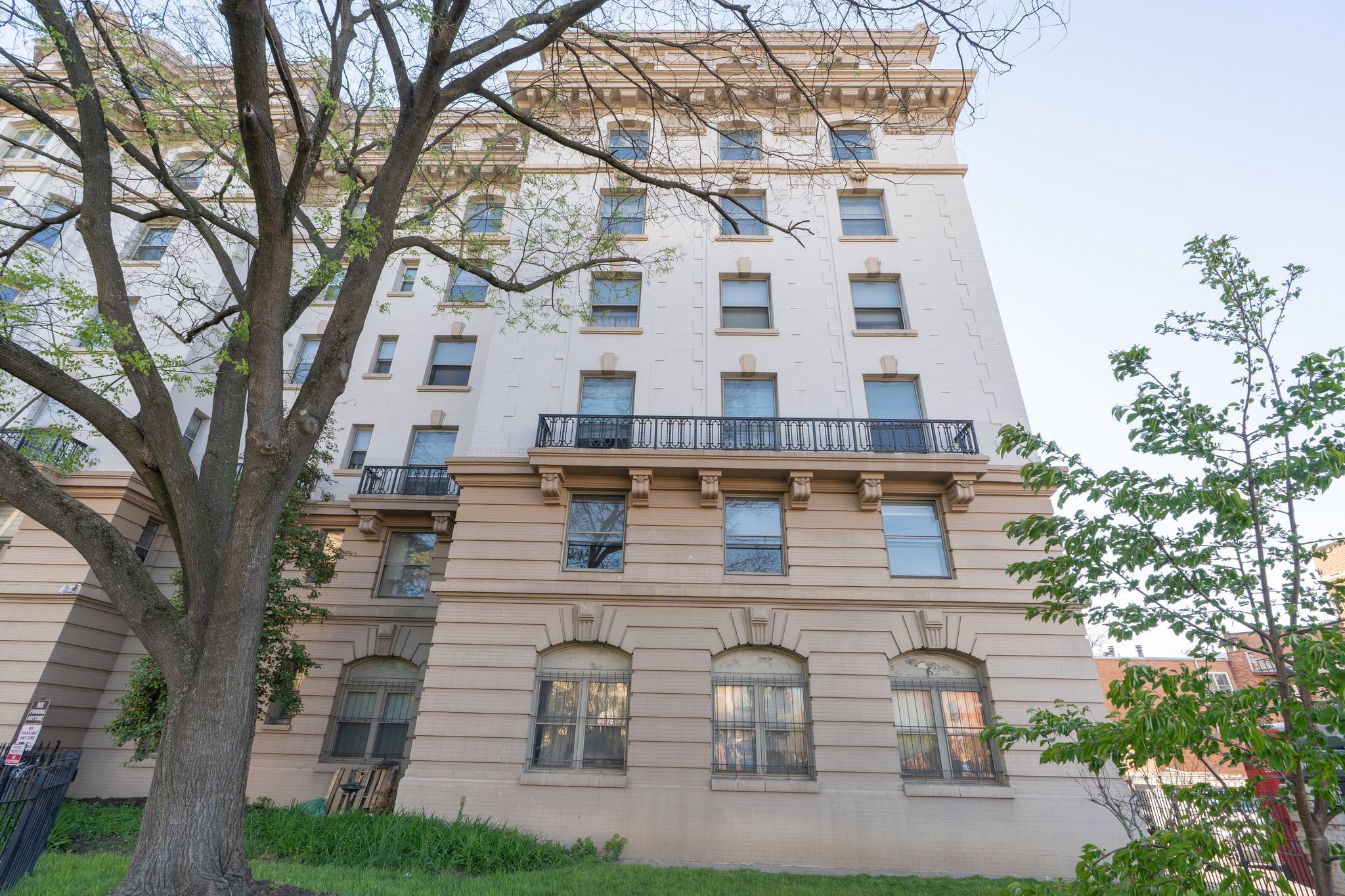  3060 16th Street NW, Washington, DC, 20009 - 物件實景