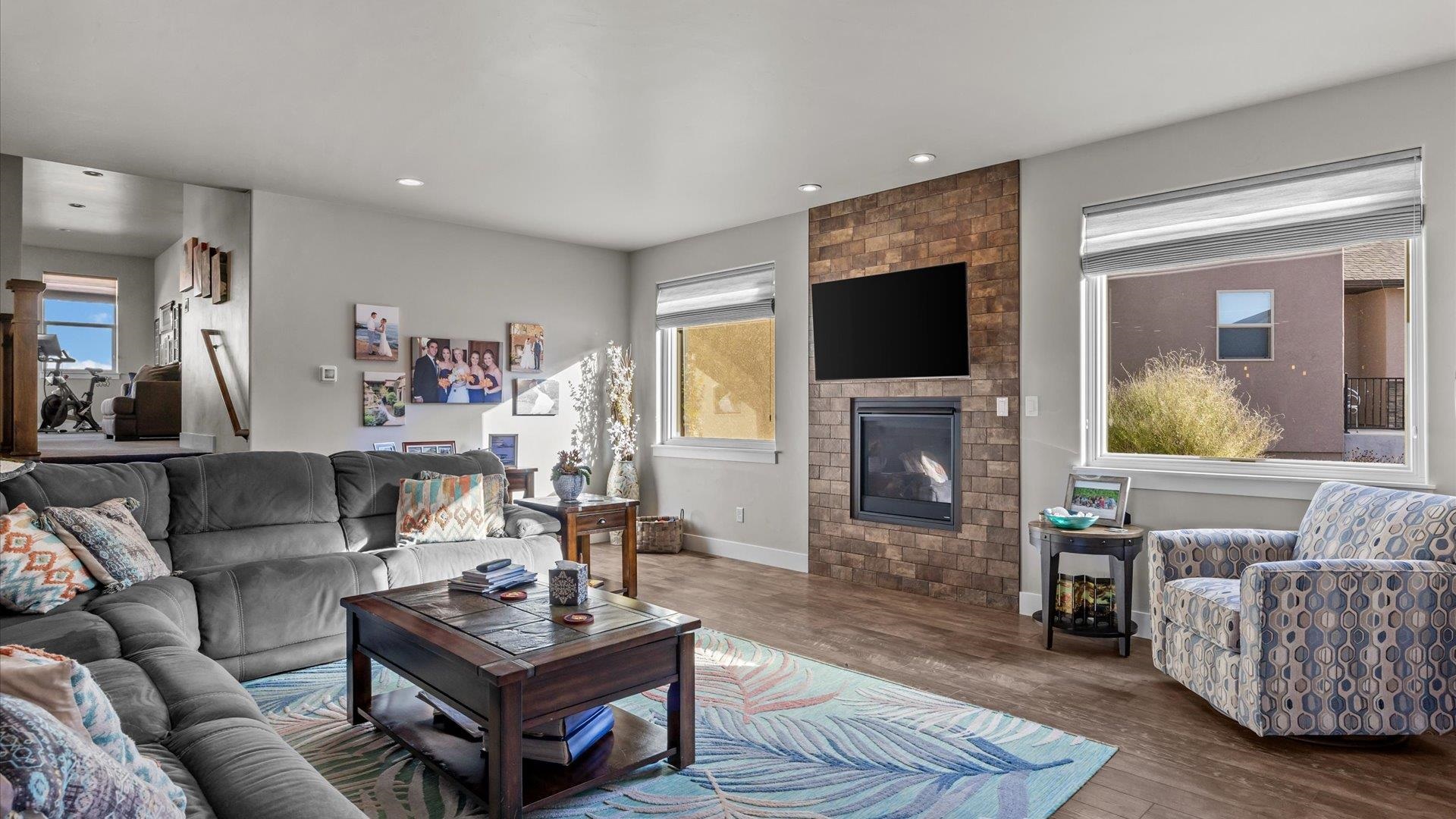 Grand Junction, Colorado, 81507, United States, 3 Bedrooms Bedrooms, ,3 BathroomsBathrooms,Residential,For Sale,1992865