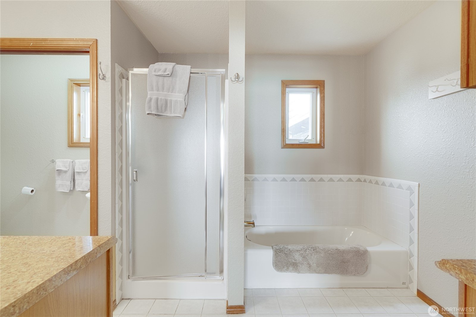 Chinook, Washington, 98614, United States, 2 Bedrooms Bedrooms, ,1 BathroomBathrooms,Residential,For Sale,1822391