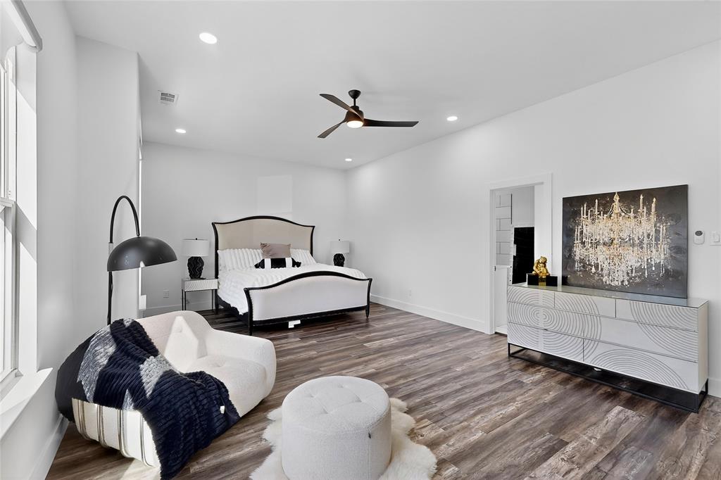 Dallas, Texas, 75223, United States, 6 Bedrooms Bedrooms, ,6 BathroomsBathrooms,Residential,For Sale,1993905