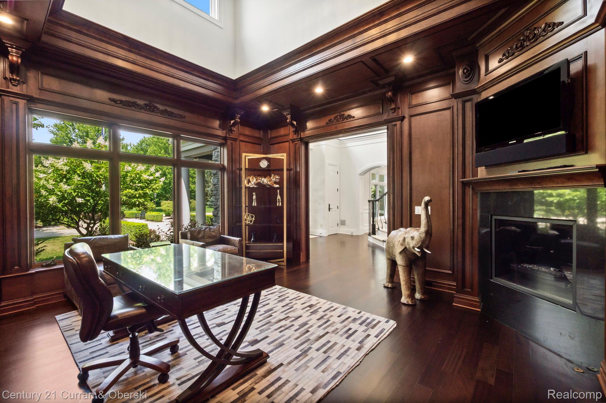 South Lyon, Michigan, 48178, United States, 6 Bedrooms Bedrooms, ,8 BathroomsBathrooms,Residential,For Sale,1914337