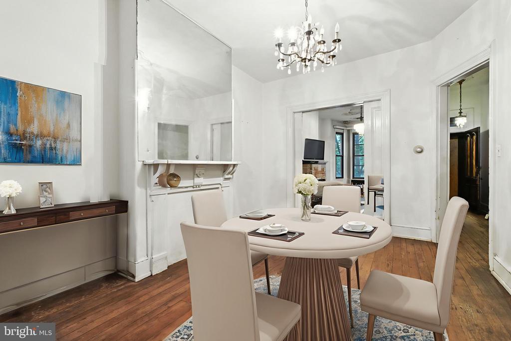 Washington, District of Columbia, 20003, United States, 3 Bedrooms Bedrooms, ,1 BathroomBathrooms,Residential,For Sale,1944860