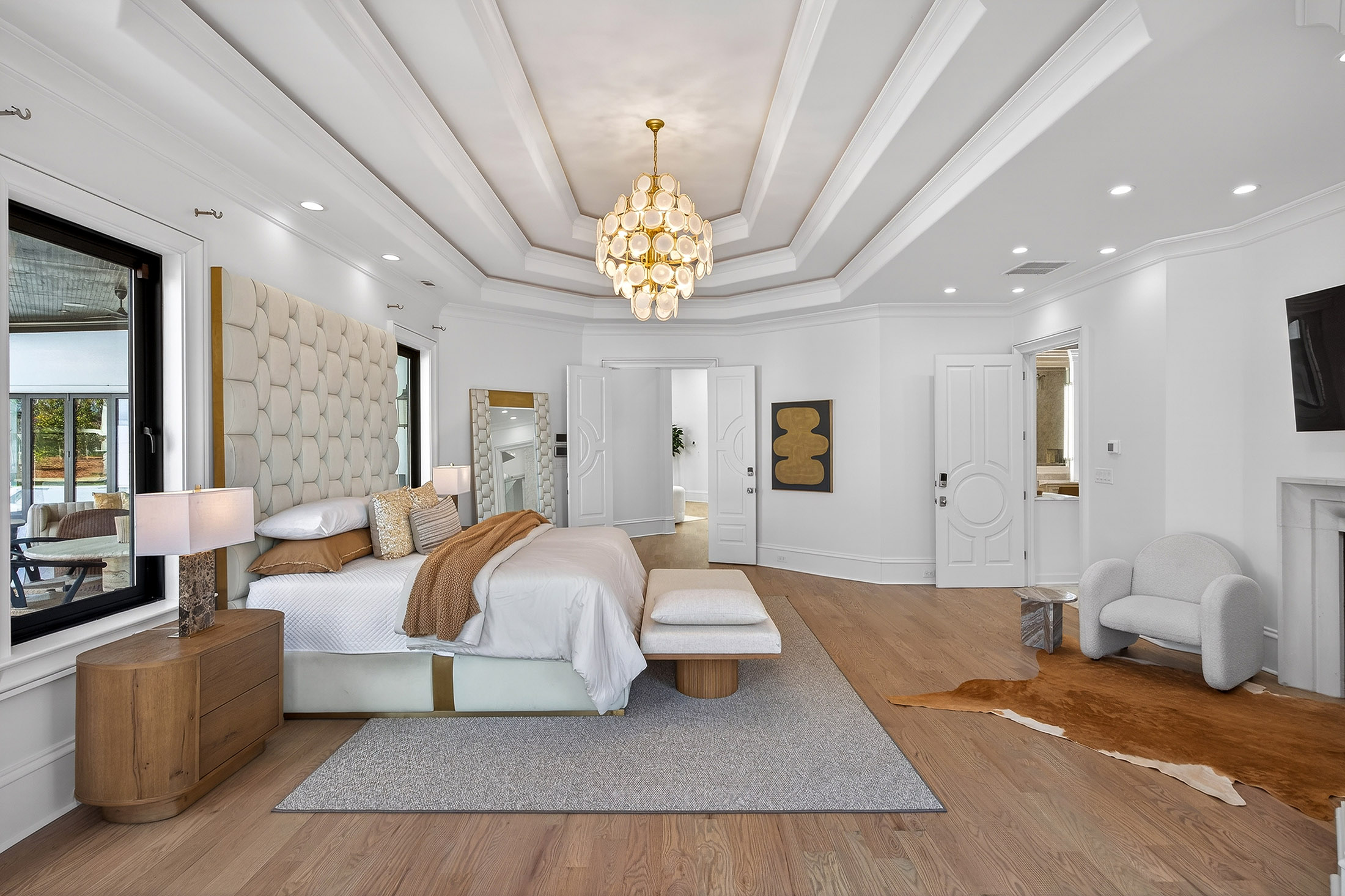  Exceptional Gated Estate with Resort-caliber Grounds - 物件實景