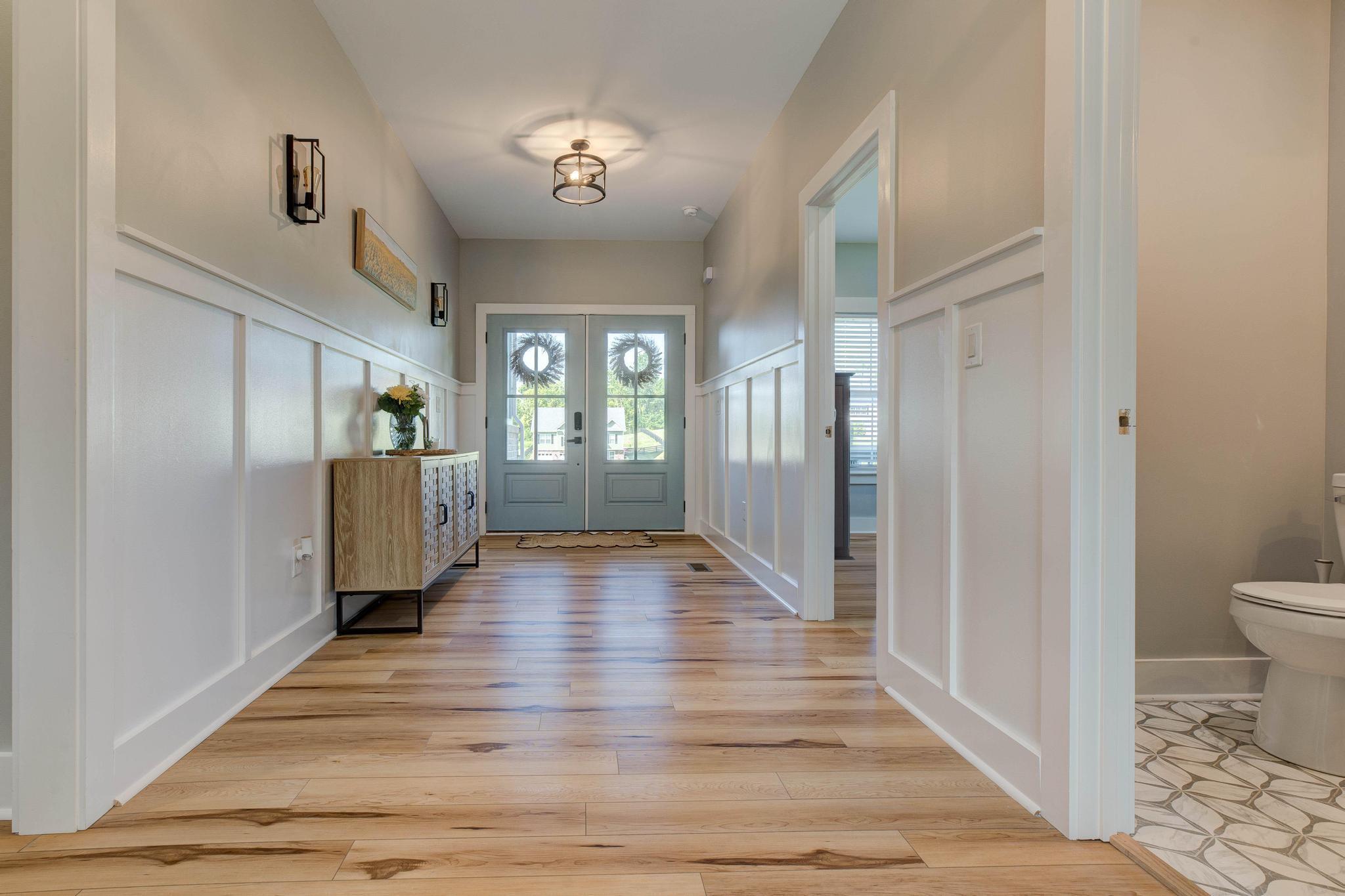 Richmond, Kentucky, 40475, United States, 4 Bedrooms Bedrooms, ,6 BathroomsBathrooms,Residential,For Sale,1971513