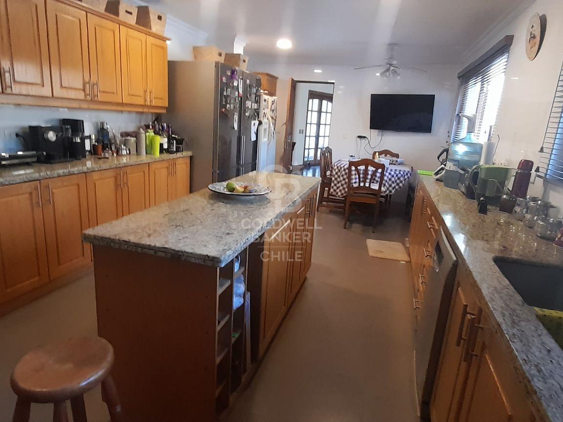 Colina, Chile, 7 Bedrooms Bedrooms, ,5 BathroomsBathrooms,Residential,For Sale,1890049