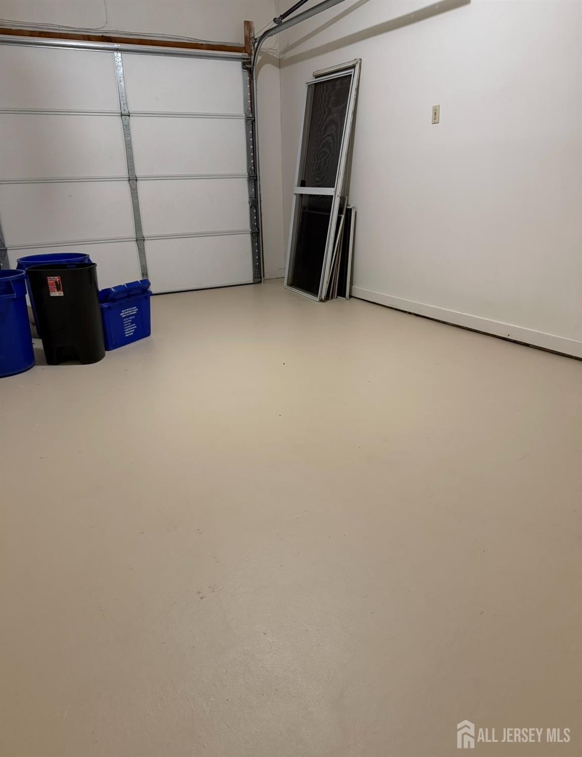 Jamesburg, New Jersey, 08831, United States, 3 Bedrooms Bedrooms, ,3 BathroomsBathrooms,Residential,For Sale,1964008