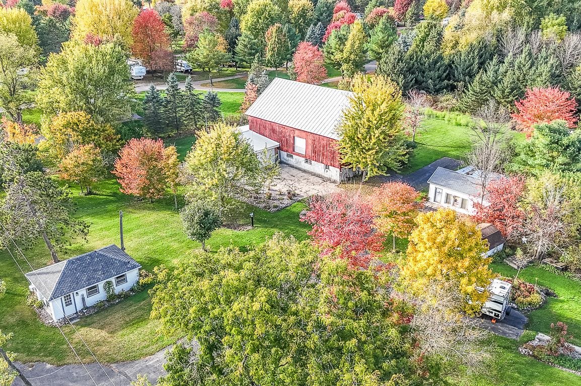 New London, Wisconsin, 54961-8021, United States, 4 Bedrooms Bedrooms, ,2 BathroomsBathrooms,Residential,For Sale,1984435