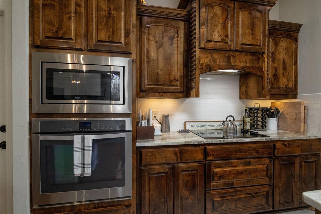 Weatherford, Texas, 76088, United States, 3 Bedrooms Bedrooms, ,2 BathroomsBathrooms,Residential,For Sale,1976944