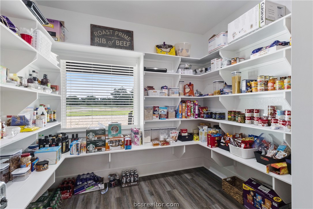 North Zulch, Texas, 77872, United States, 3 Bedrooms Bedrooms, ,5 BathroomsBathrooms,Residential,For Sale,2035368