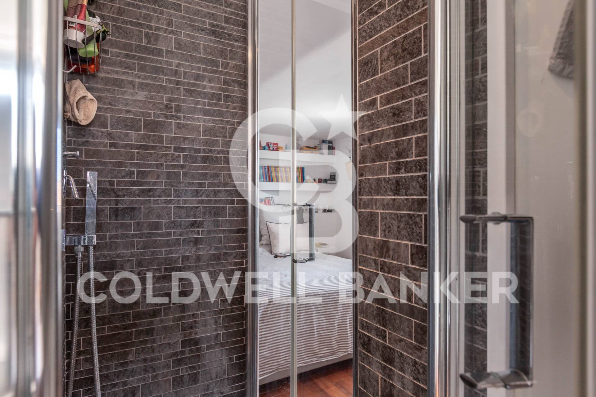 Roma, Roma, 00100, IT, 2 Bedrooms Bedrooms, ,2 BathroomsBathrooms,Residential,For Sale,1957562