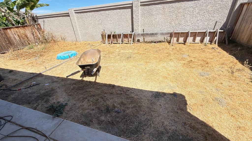 Hollister, California, 95023, United States, 4 Bedrooms Bedrooms, ,3 BathroomsBathrooms,Residential,For Sale,1980715