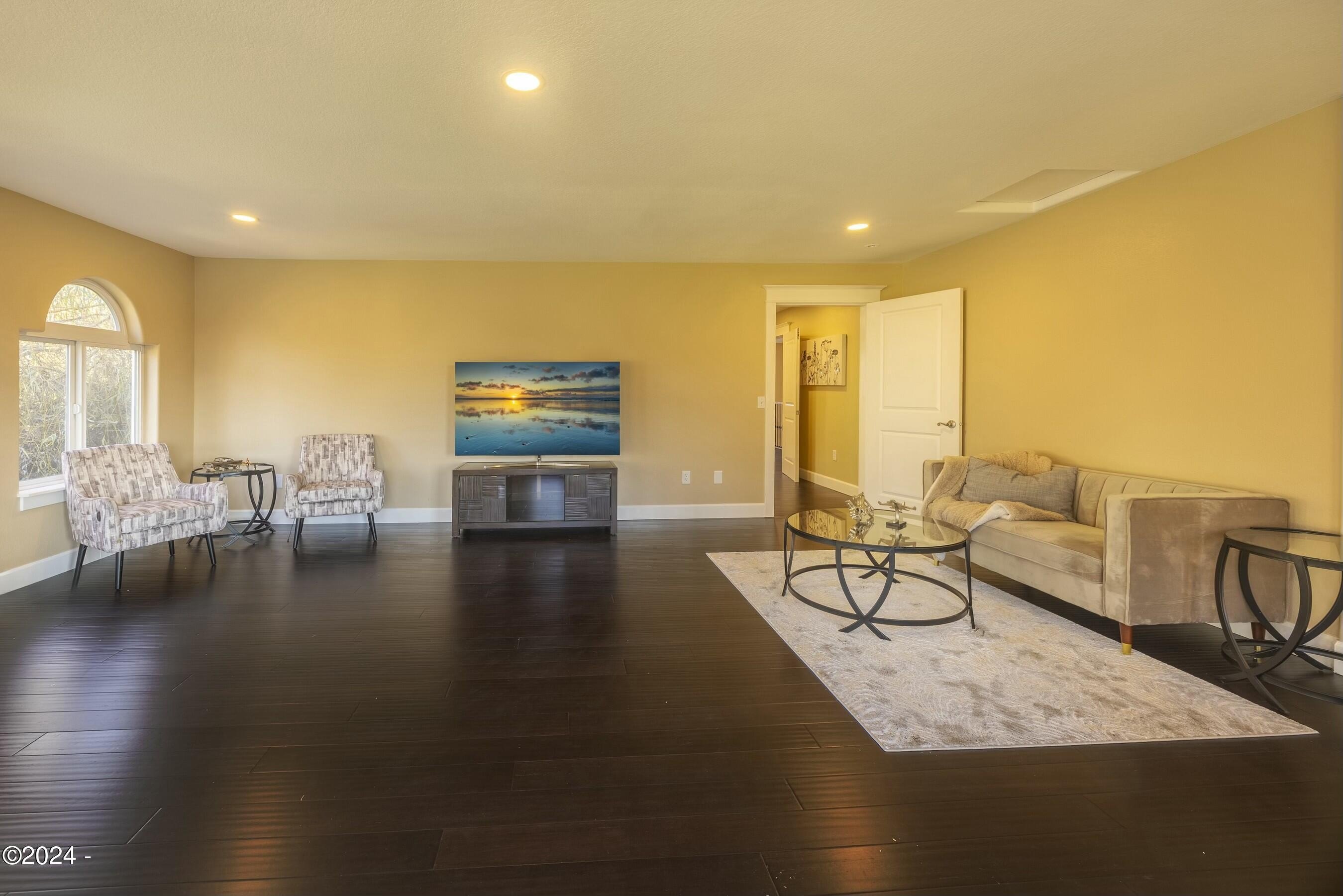 12989 SE Mountain Gate, Happy Valley, Oregon, 97086, United States, 4 Bedrooms Bedrooms, ,5 BathroomsBathrooms,Residential,For Sale,12989 SE Mountain Gate,1668514